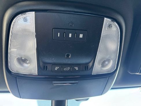 Used 2025 Dodge Durango GT AWD/4WD image 24
