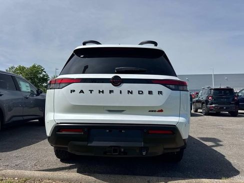 New 2026 Nissan Pathfinder Rock Creek AWD/4WD image 5