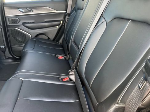 New 2026 Jeep Grand Cherokee Limited AWD/4WD image 27