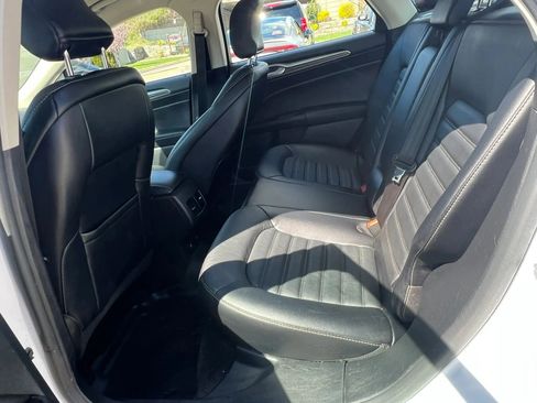 Used 2017 Ford Fusion Energi SE image 27