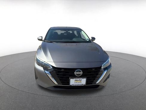 Used 2025 Nissan Sentra S image 4