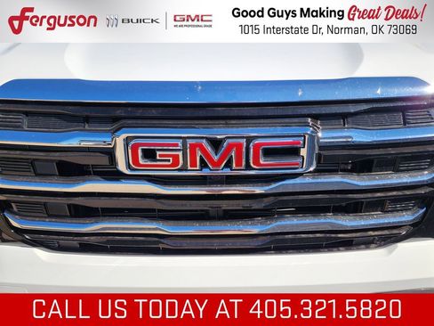 New 2027 GMC Terrain Elevation w/ Elevation Premium Package FWD image 10