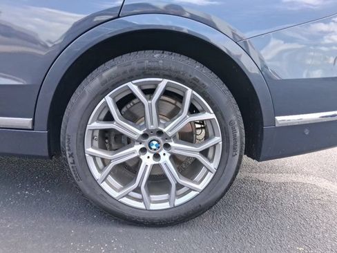 Used 2019 BMW X7 xDrive40i w/ Premium Package AWD/4WD image 9