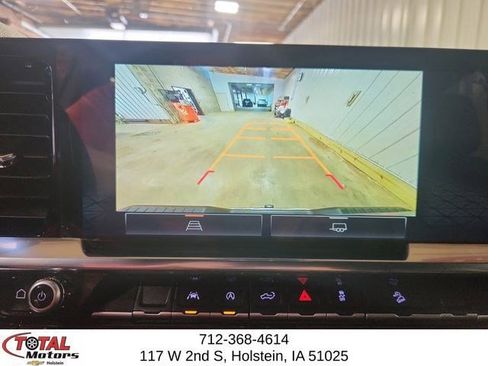 Used 2023 GMC Sierra 1500 SLT w/ SLT Premium Package AWD/4WD image 19