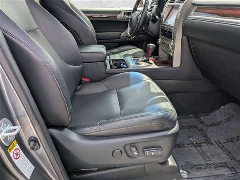 Used 2015 Lexus GX 460 w/ Premium Package image 20