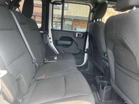 Used 2023 Jeep Wrangler Unlimited Sport AWD/4WD image 15