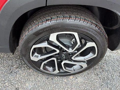 New 2026 Chevrolet Trax RS w/ Sunroof Package FWD image 13