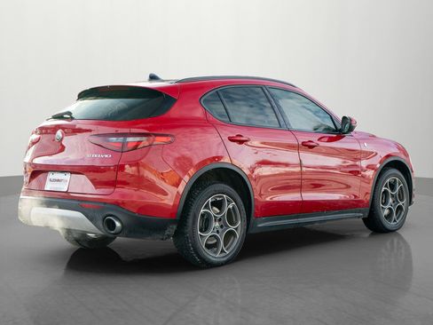 Used 2018 Alfa Romeo Stelvio Sport w/ Quick Order Package 22J Sport image 7