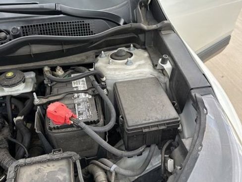 Used 2018 Honda CR-V EX image 6