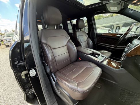 Used 2014 Mercedes-Benz GL 450 4MATIC image 14