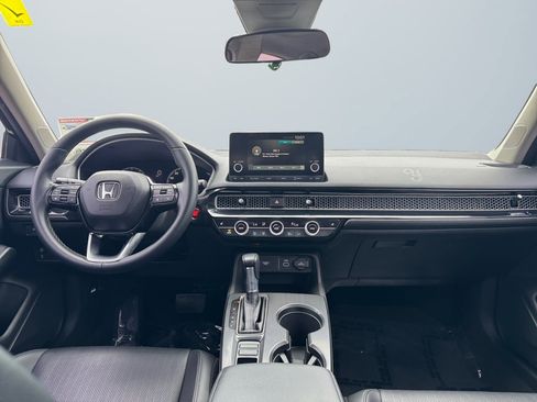 Used 2022 Honda Civic EX-L image 10
