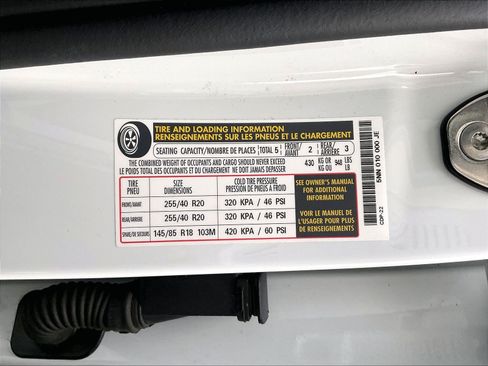 Certified 2023 Volkswagen Tiguan SEL R-Line AWD/4WD image 33