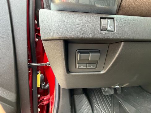 New 2026 GMC Canyon Denali AWD/4WD image 10