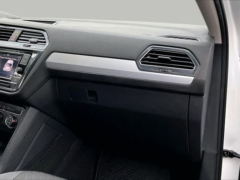 Used 2020 Volkswagen Tiguan S FWD image 19