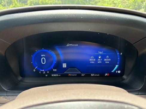 Used 2020 Ford Explorer Platinum w/ Premium Technology Package AWD/4WD image 20