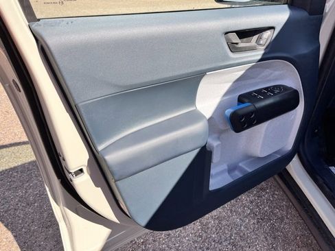 New 2025 Ford Maverick XLT image 20