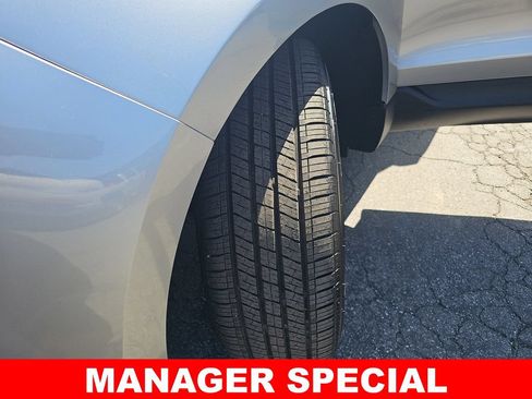 Used 2022 Ford Edge Titanium AWD/4WD image 35