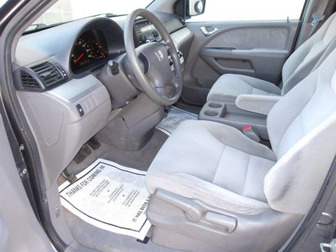 Used 2010 Honda Odyssey LX image 11
