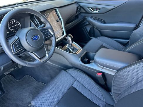 Certified 2025 Subaru Outback Premium w/ Popular Package #1A AWD/4WD image 9