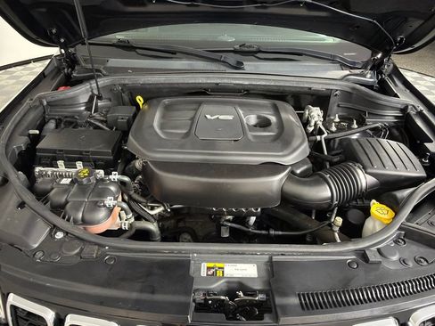 Used 2018 Jeep Grand Cherokee Limited AWD/4WD image 29