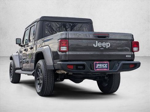 Used 2023 Jeep Gladiator Overland AWD/4WD image 8
