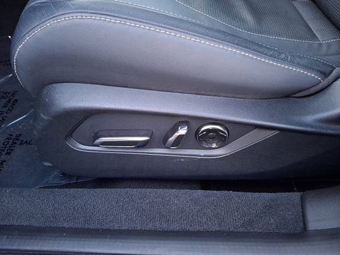 Used 2023 Acura TLX w/ Technology Package image 16