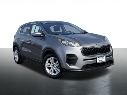 Used 2018 Kia Sportage LX FWD image 2