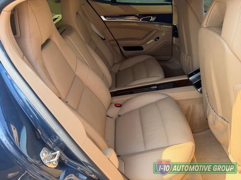 Used 2012 Porsche Panamera image 27