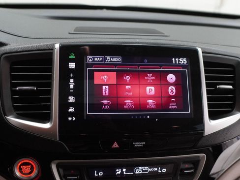 Used 2016 Honda Pilot Elite image 14
