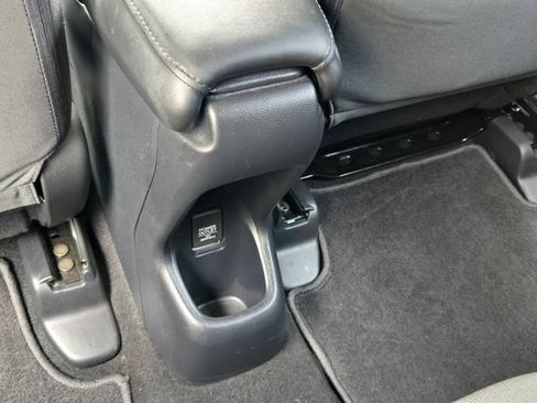 Used 2019 Honda HR-V Sport image 16