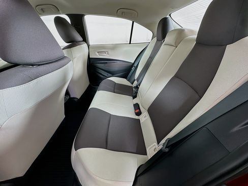 Used 2025 Toyota Corolla LE FWD image 26