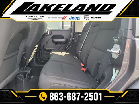 Used 2020 Jeep Wrangler Unlimited Sport S AWD/4WD image 11