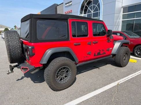 Used 2018 Jeep Wrangler Unlimited Sport S AWD/4WD image 3