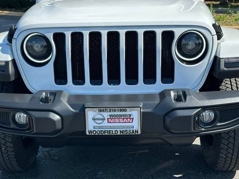 Used 2021 Jeep Wrangler Unlimited Sahara AWD/4WD image 10