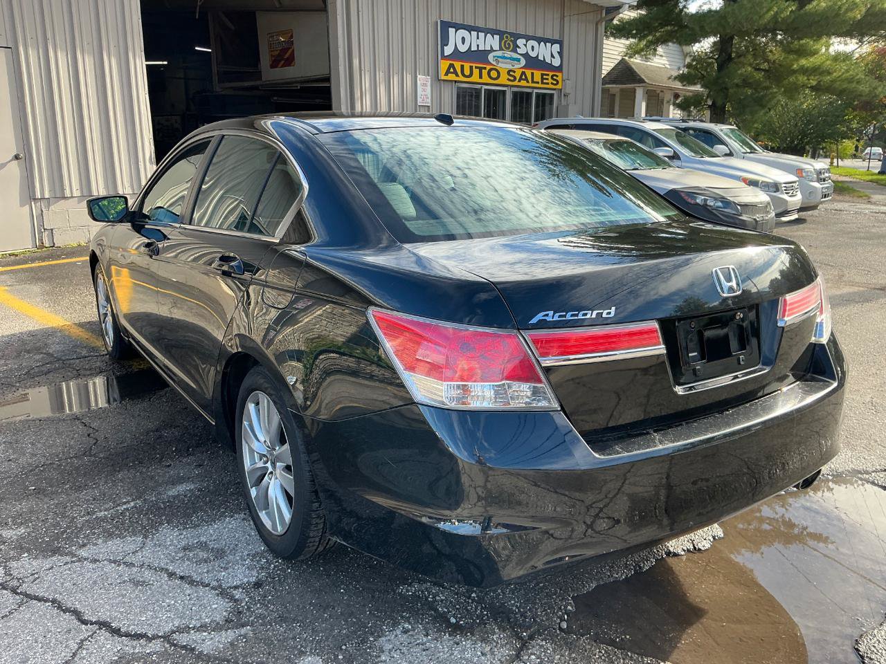 Used 2012 Honda Accord EX-L image 6