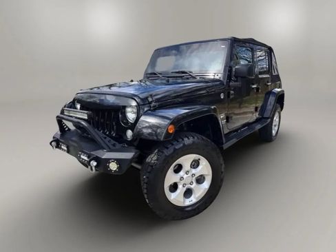 Used 2015 Jeep Wrangler Unlimited Sahara w/ Connectivity Group AWD/4WD image 1