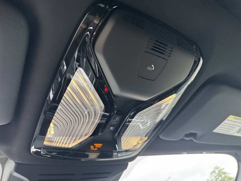 New 2026 BMW X5 xDrive50e w/ Premium Package image 32