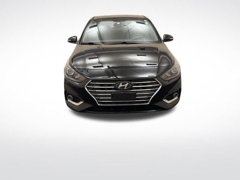 Used 2019 Hyundai Accent Limited FWD image 2