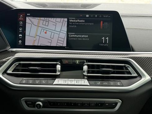 Used 2023 BMW X5 M50i w/ Executive Package image 37