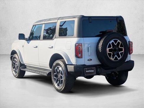 New 2025 Ford Bronco Outer Banks image 8