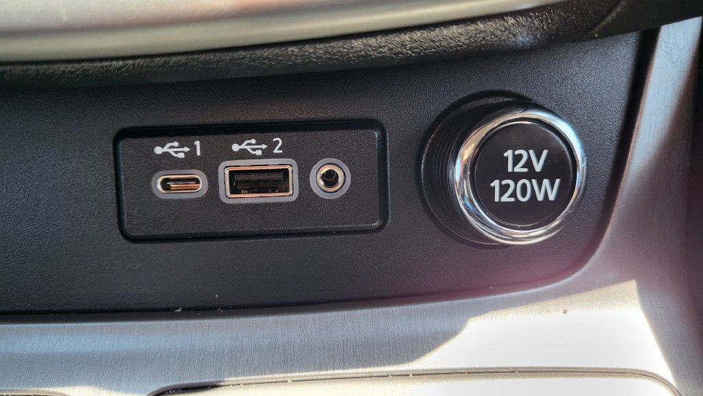 Used 2023 Nissan Murano SV w/ SV Midnight Edition Package FWD image 35