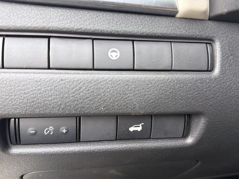 Certified 2023 Nissan Rogue SV w/ SV Premium Package AWD/4WD image 21