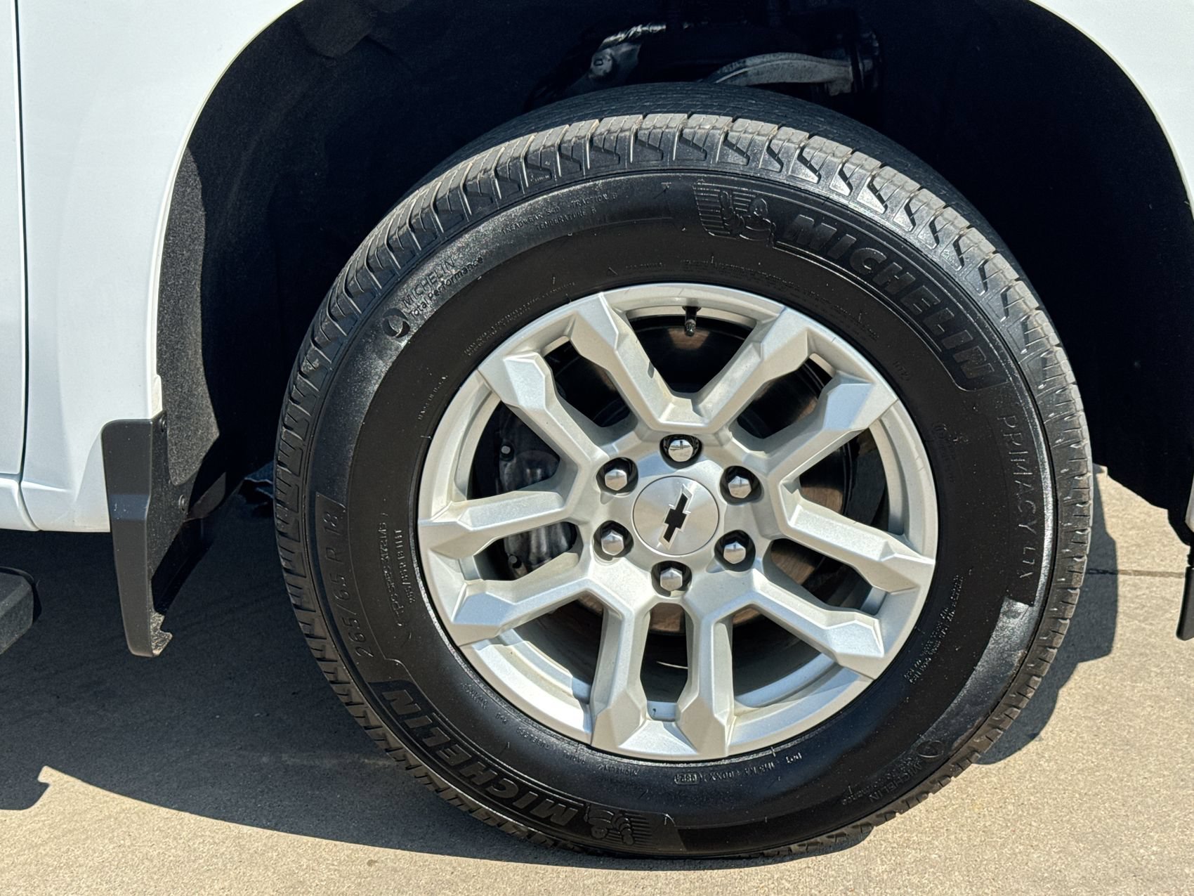 Used 2025 Chevrolet Silverado 1500 RST RWD image 10