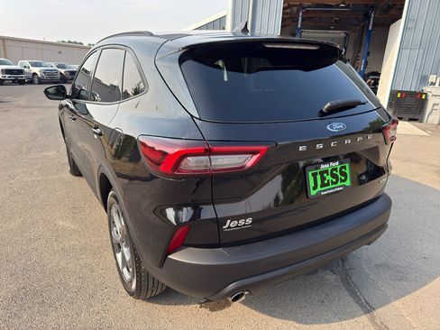 Used 2025 Ford Escape Platinum AWD/4WD image 11
