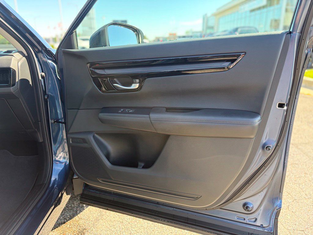 Used 2024 Honda CR-V EX-L image 16