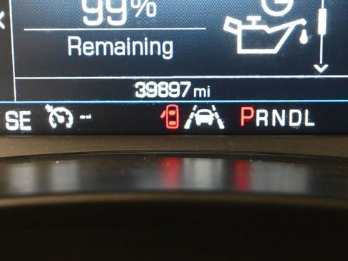 Used 2023 Chevrolet Equinox LT w/ Driver Convenience Package image 36