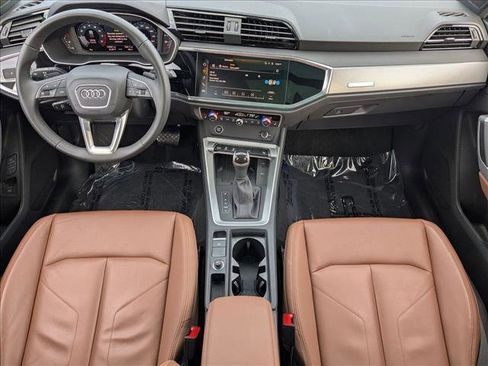 Certified 2025 Audi Q3 2.0T Premium w/ Convenience Package image 15