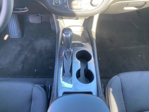 Used 2018 Chevrolet Malibu LS image 22