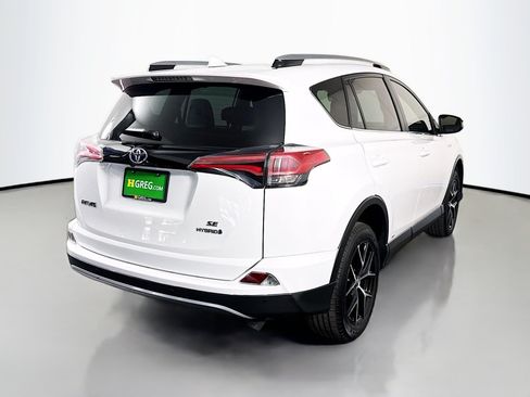 Used 2018 Toyota RAV4 SE w/ Advanced Technology Package AWD/4WD image 10