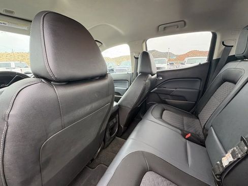 Used 2017 Chevrolet Colorado Z71 image 18